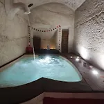 Dimora Della Nonna-luxury 4* モーラ・ディ・バーリ