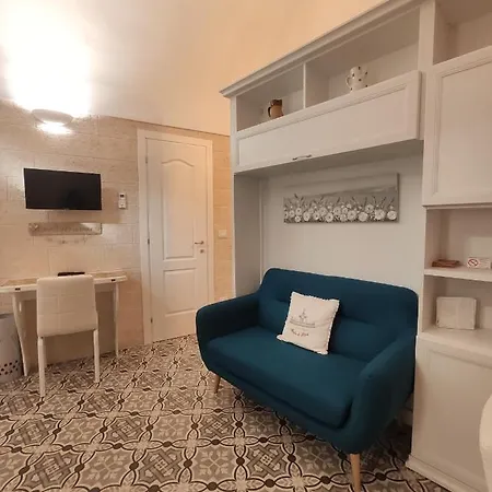Casa de hóspedes Dimora Della Nonna-luxury 4*